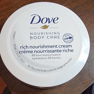 Dove Nourishing creme